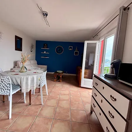 Sur Avec Vue Et Balcon *